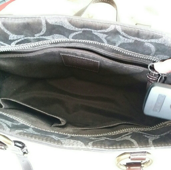 Coach Tote - Picture 4 of 5